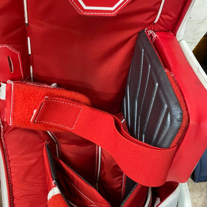 Used CCM Extreme Flex E4.9 32”+1” Leg Pads