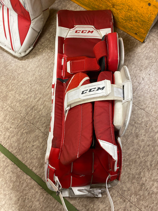 Used CCM AXIS 1.5 Leg Pads 28”+1”