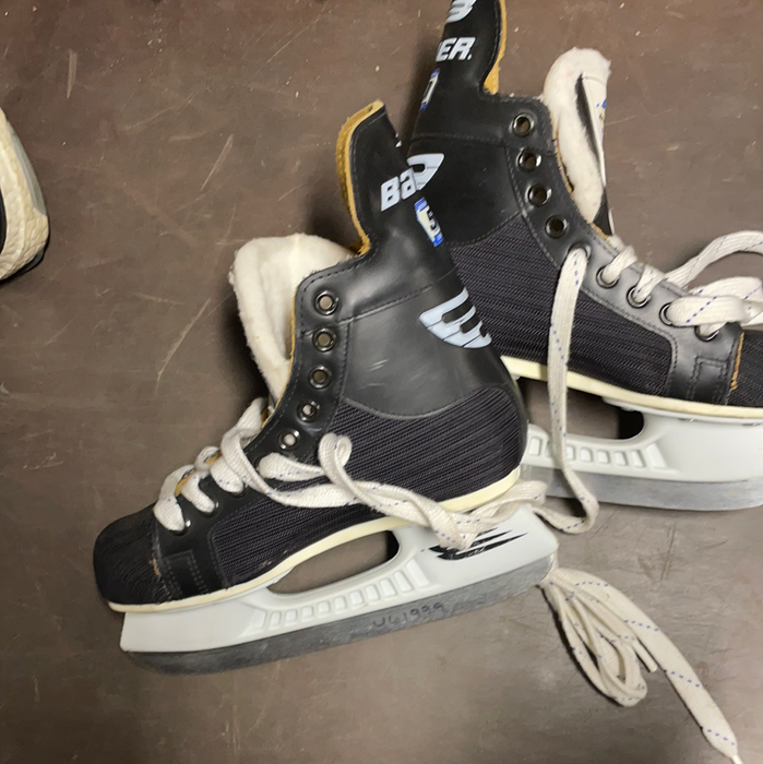 Used Bauer 50 Impact 2EE Skates