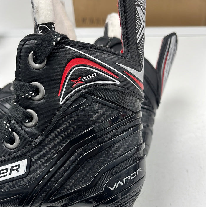 Used Bauer Vapor X250 Y10 Skate