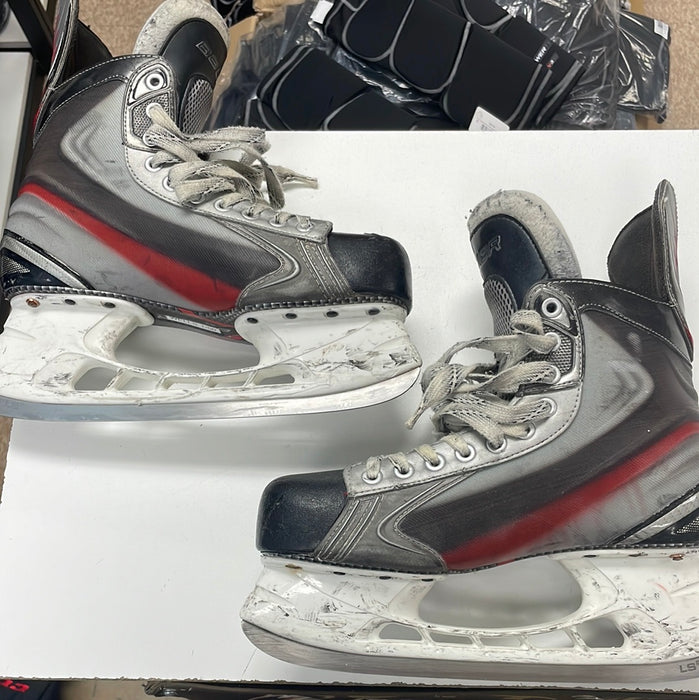 Used Bauer Vapor x5.0 9.5 EE Player