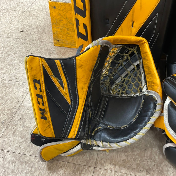 Used CCM Premier II Pro 34”+2” Senior Goalie Set