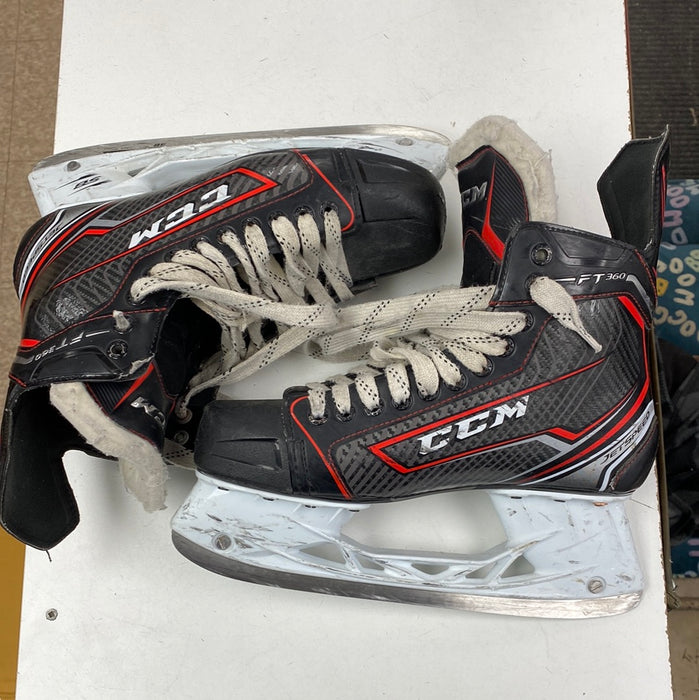 Used CCM JetSpeed FT360 9 D Skates