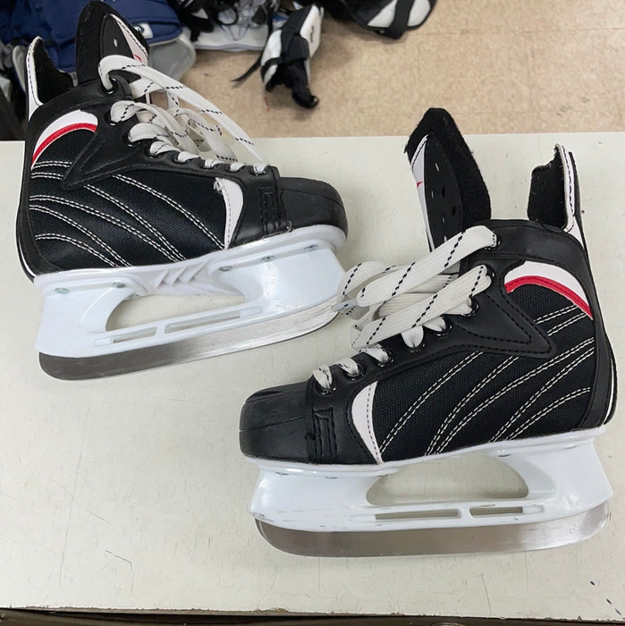 Used Vic 1D Player Skates