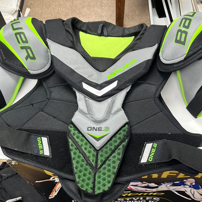 Used Bauer Supreme One.6 Senior Extra Large Shoulder Pads