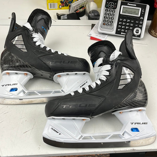 Used True Custom 5.5 Skate