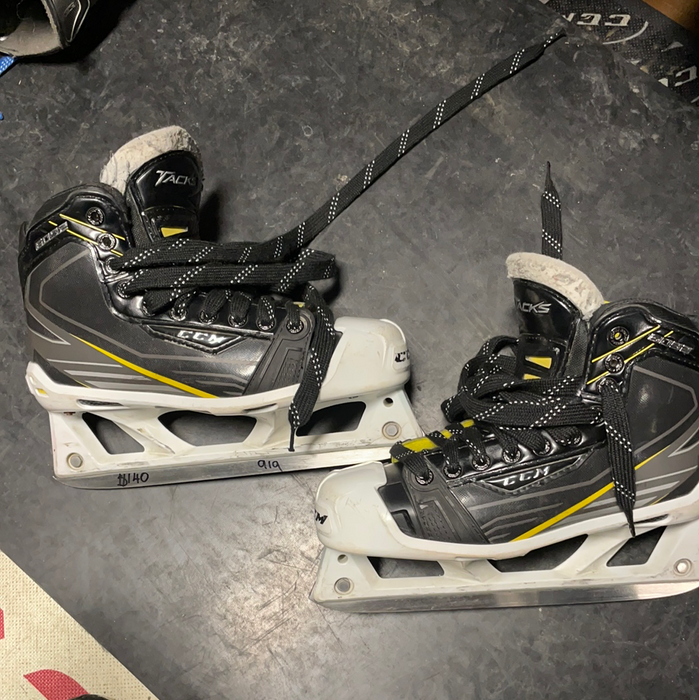 Used CCM Tacks 6092 5.5D Goalie skates