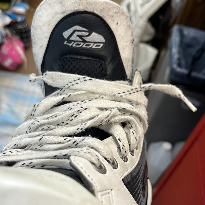 Used Bauer Reactor 4000 5.5D Goal Skate