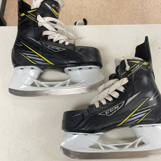 Used CCM Tacks 2092 12D Youth Skates