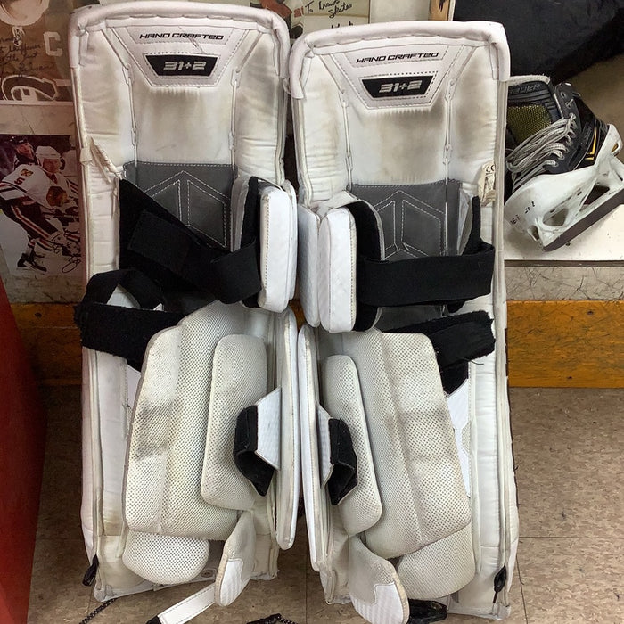 Used Vaughn Velocity V9 31+2" Goal Pads