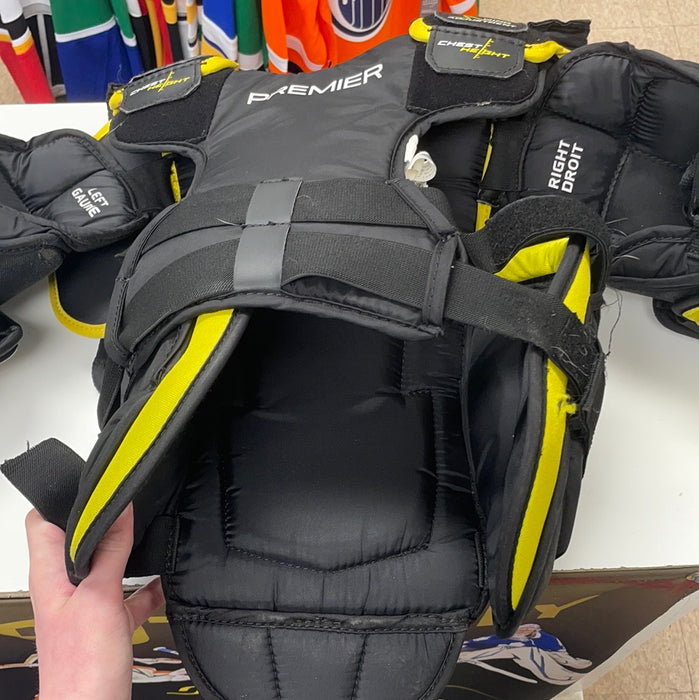 Used CCM Premier R1.5 Junior Small/Medium Chest Protector