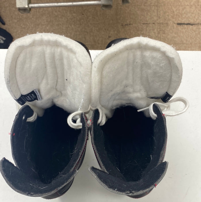Used Bauer Vapor xScore Size 11 Skates