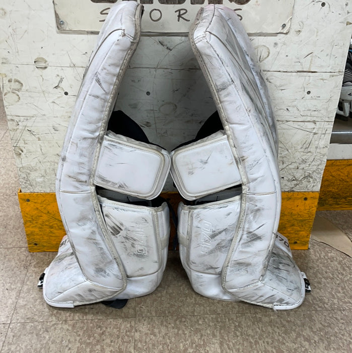 Used Bauer s170 30”+1” Goalie Pads