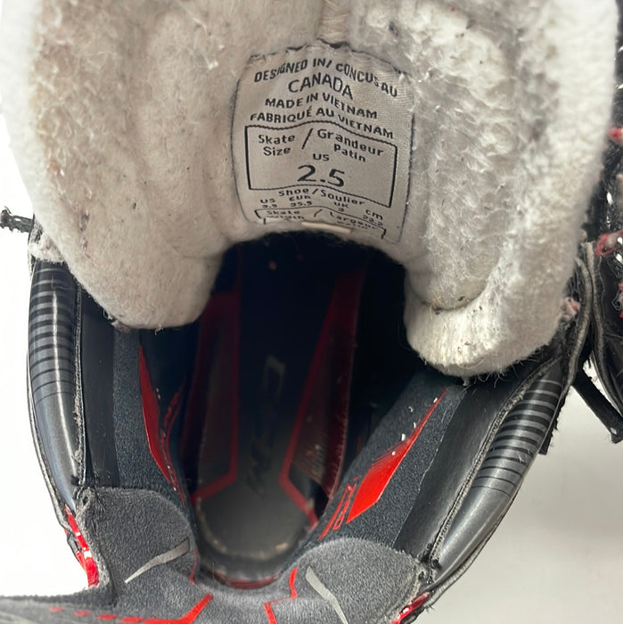 Used CCM JetSpeed FT390 2.5D Player Skates