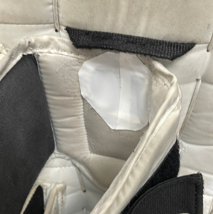 Used Bauer Supreme s27 30”+1” Junior Goal Pads