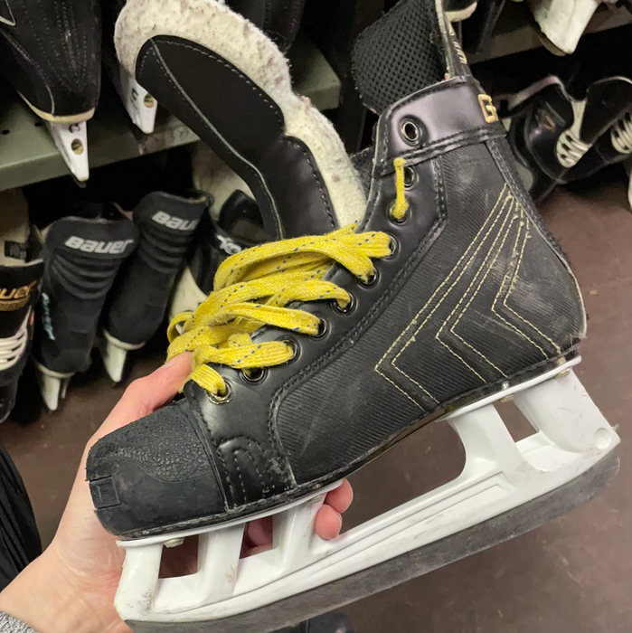 Used Graf Ultra G35 6D Player Skates