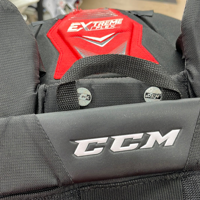 Used CCM Extreme Flex Shield II Senior Medium Goal Pants