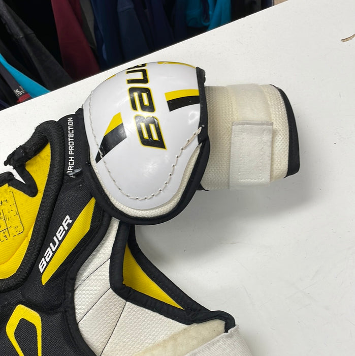 Used Bauer Supreme One40 Junior Small Shoulder Pads
