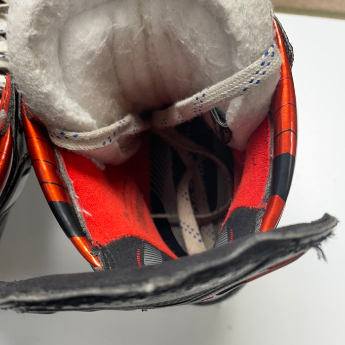 Used CCM JetSpeed 9D Player Skates