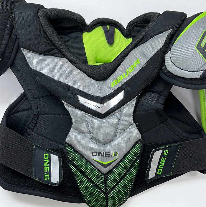 Used Bauer Supreme One.6 Junior Small Shoulder Pads