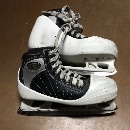Used CCM Tacks 652 1.5E Goal Skates