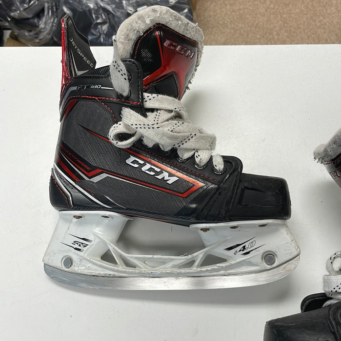 Used CCM JetSpeed FT380 2D Player Skates
