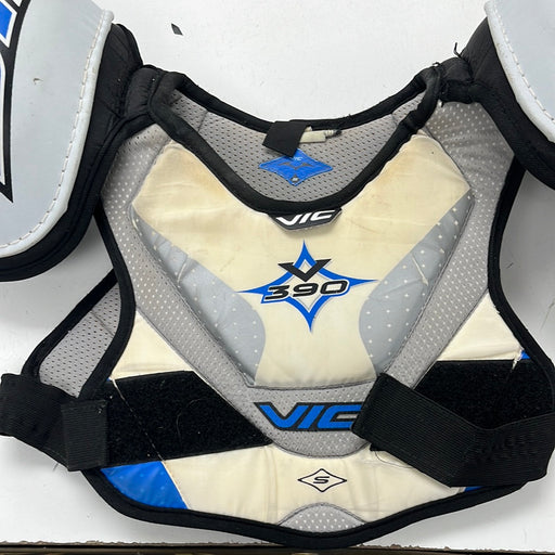 Used Vic V390s Youth Small Shoulder Pads