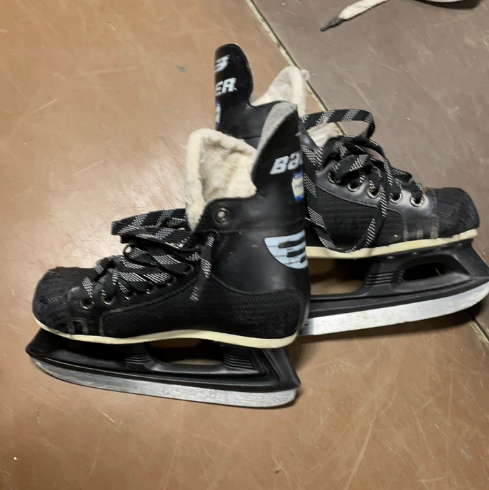 Used Bauer Pantera 1D Skates