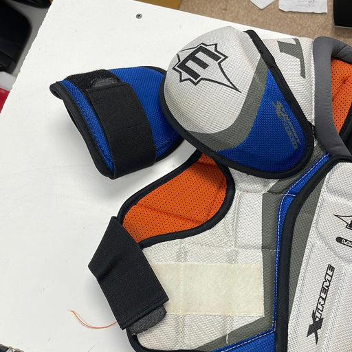 Used Easton Xtreme Junior Large Shoulder Pads