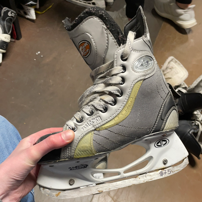Used Easton Z-Air Comp 3D Player Skates