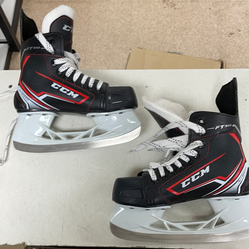 Used CCM Jetspeed FT340 2D Player Skates