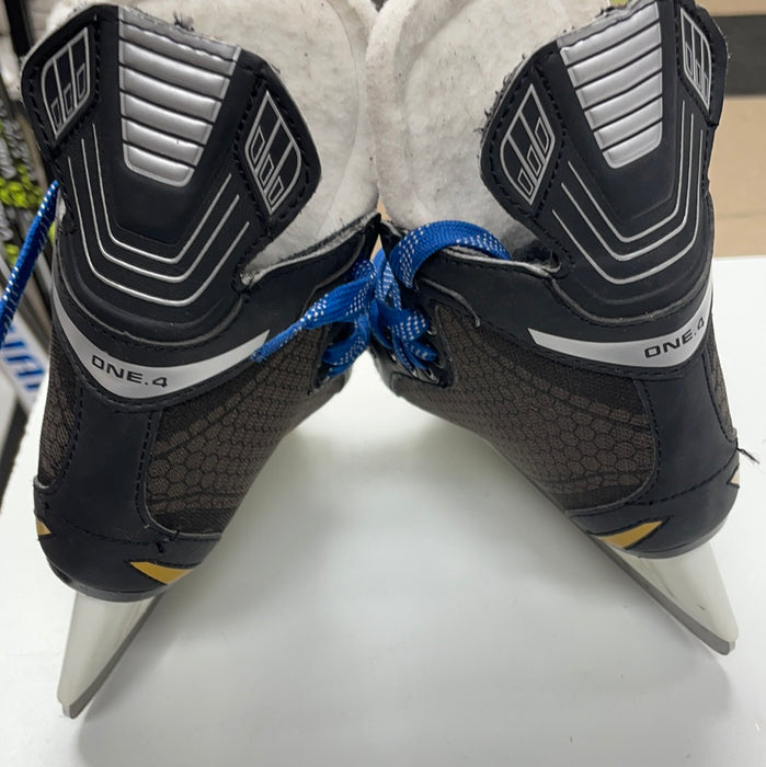 Used Bauer Supreme One.4 11D Youth Skates