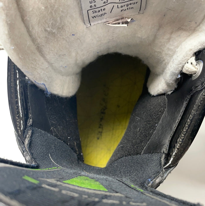 Used CCM RibCor 78k 7 EE Player Skates