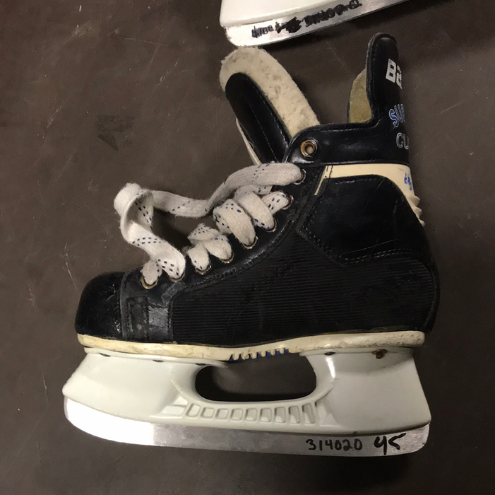 Used Bauer Supreme 4000 2EE Skates