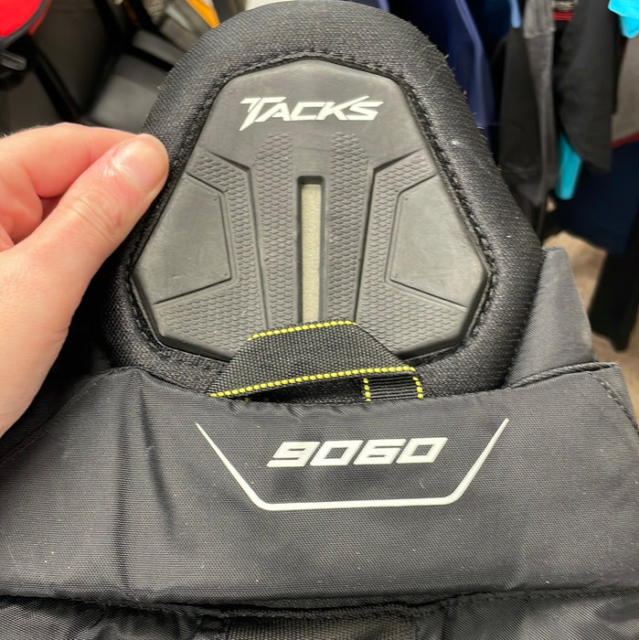 Used CCM Super Tacks 9060 Junior X-Large Pants