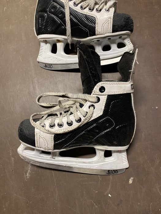 Used Graf Supra 370 3D Player Skates