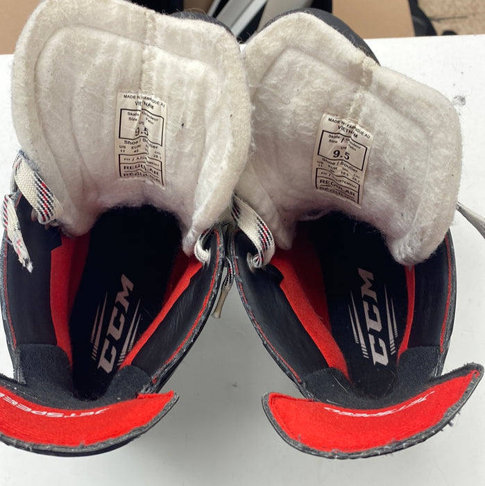 Used CCM JetSpeed FT475 9.5 D Skates