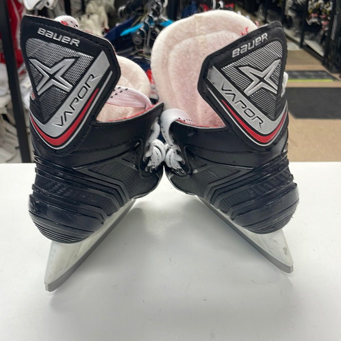 Used Bauer Vapor x300 10D Youth Skates