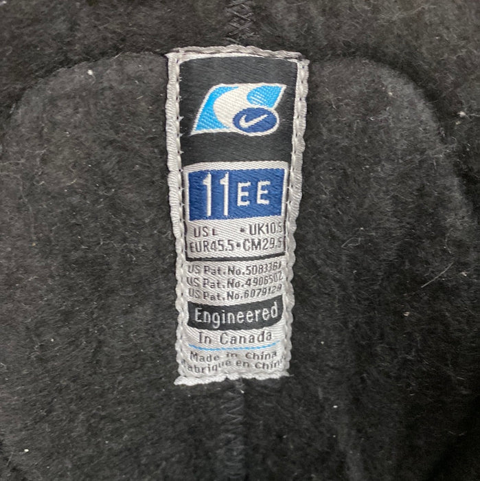 Used Nike Quest 11 EE Skates