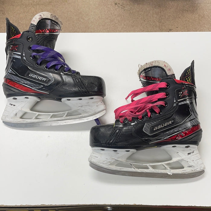 Used Bauer Vapor 2x 13.5 EE Youth Skates