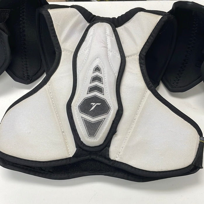 Used CCM Tacks 4052 Junior Small Shoulder Pads