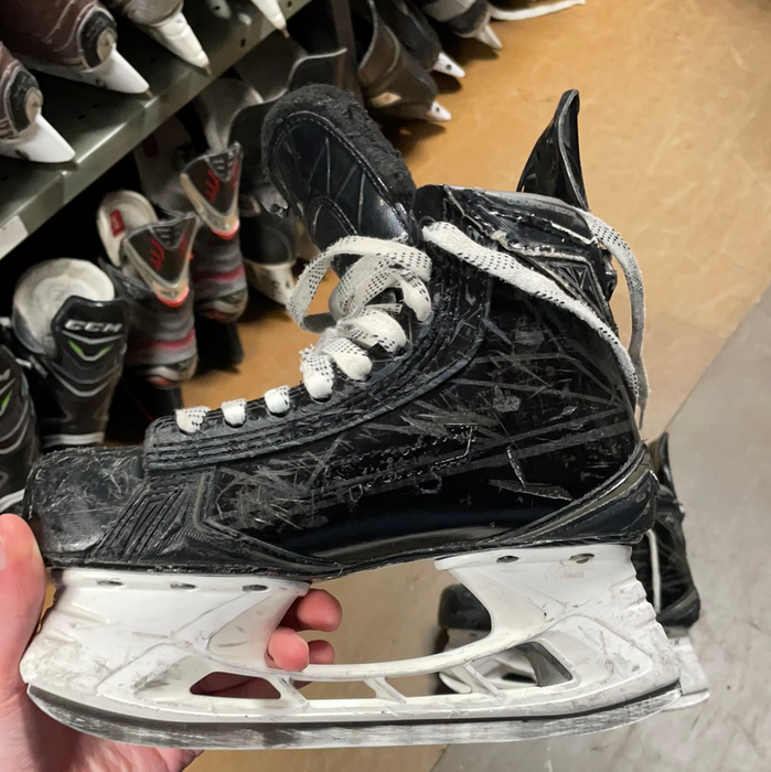 Used Bauer Supreme 1S LE 3.5D Player Skates