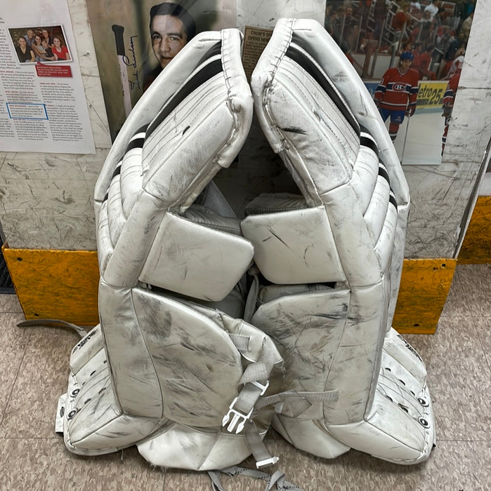 Used CCM Extreme Flex II 760 28”+1” Goal Pads