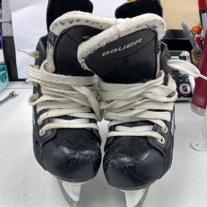 Used Bauer Nexus 22 Size 11 Youth Skates