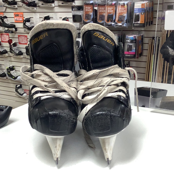 Used Bauer Supreme S170 Junior Goal Skate Size 2.5D