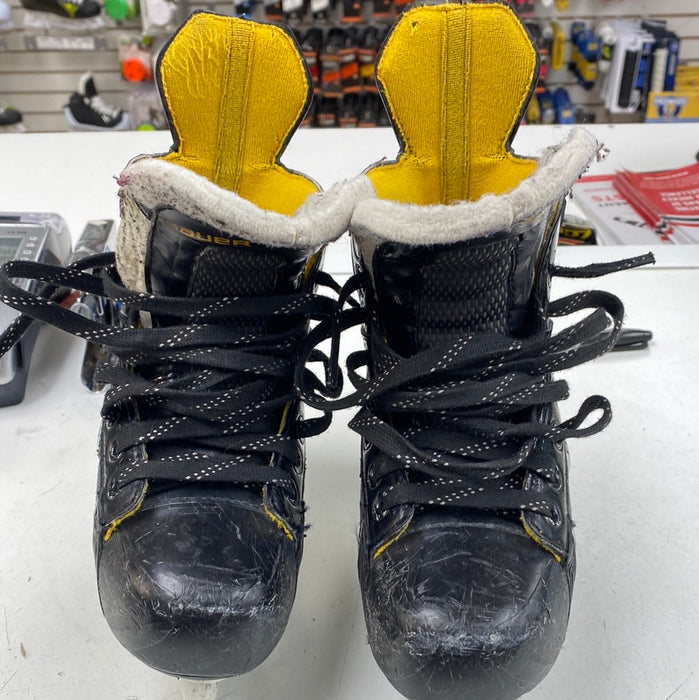 Used Bauer Supreme s160 Youth 13.5D Skates