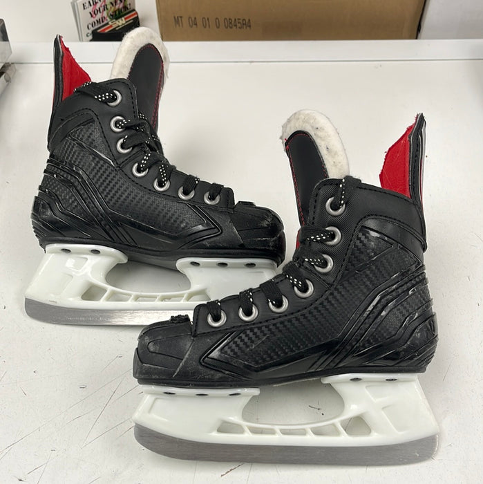 Used Bauer Vapor X250 Y10 Skate