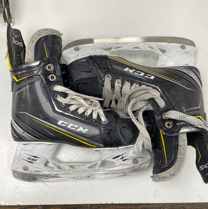 Used CCM Tacks 9090 6 D Skates