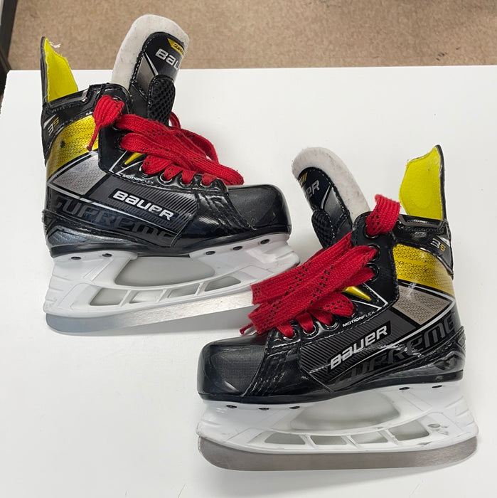 Used Bauer Supreme 3S 12D Youth Player Skates
