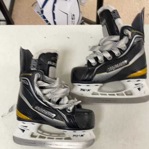 Used Bauer Supreme One60 8D Youth Skates
